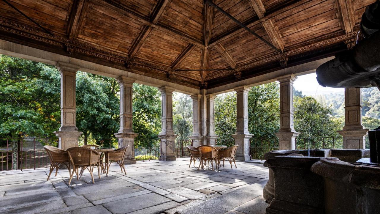 بوسادا موستيرو دي جويمارايس - فندق مونيومنت غيمارايش المظهر الخارجي الصورة The interior of the pavilion